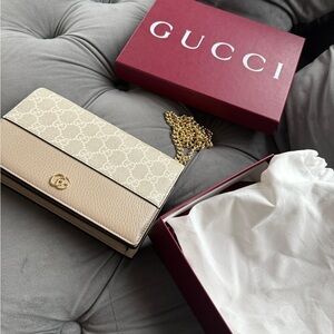 GG MARMONT WALLET ON CHAIN